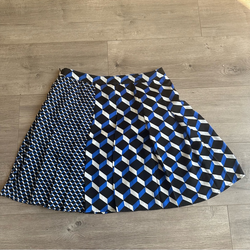 Halogen A-Line skirt - size 6 - blue, black, white - Picture 4 of 4